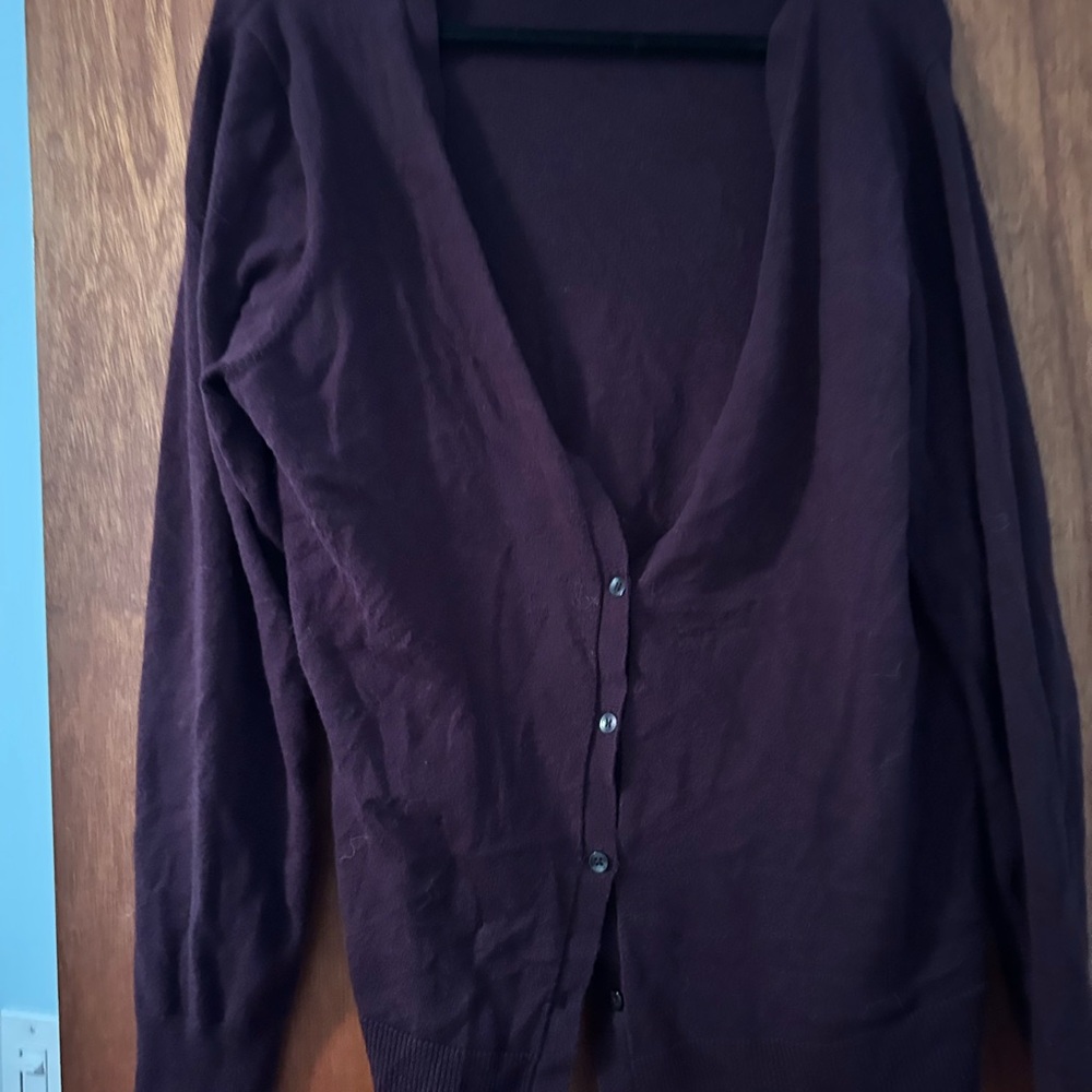 GAP Purple Cardigan Sweater V-Neck Knit